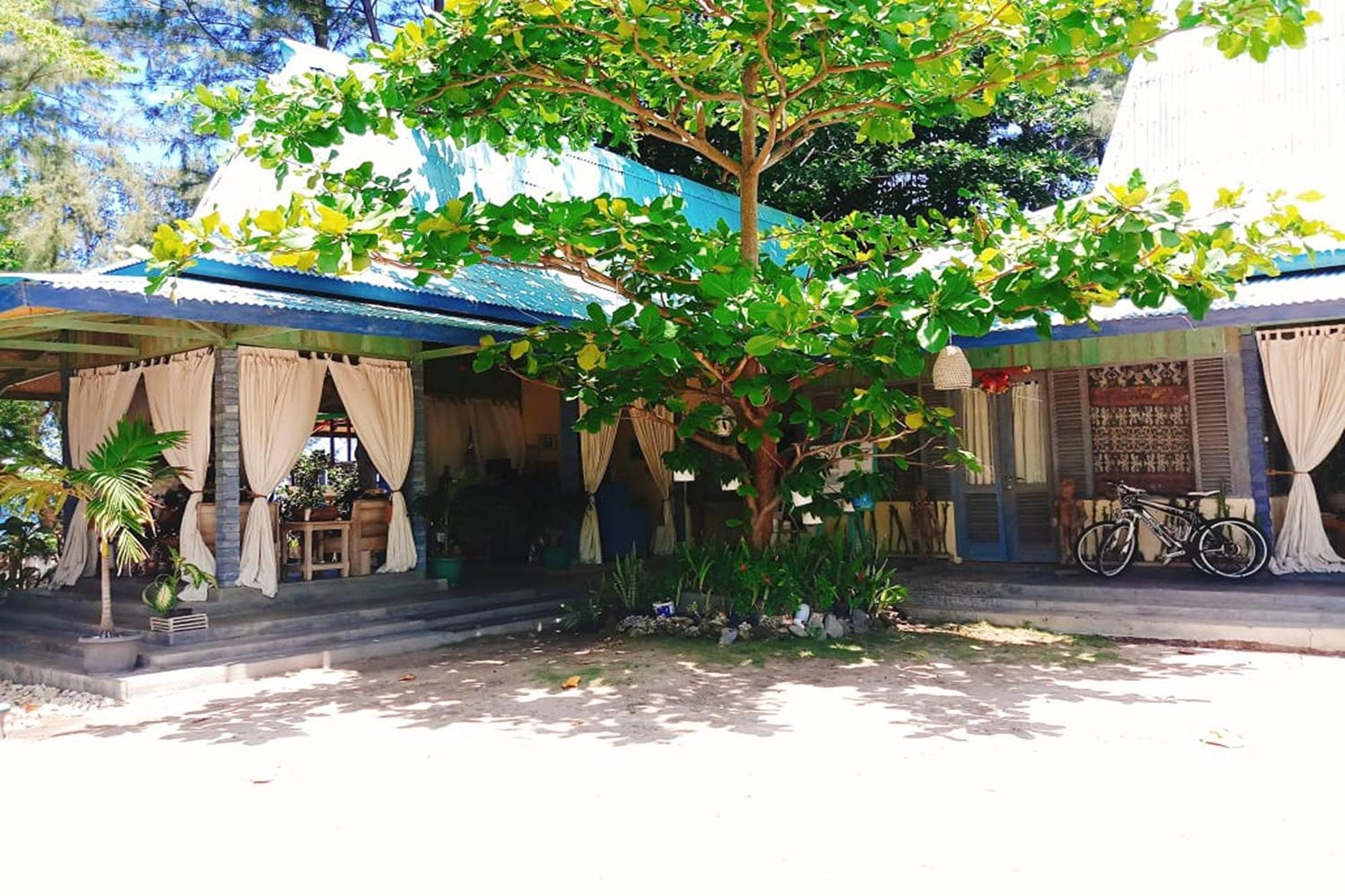 Cemara Beachfront Suite Mondu Exterior photo
